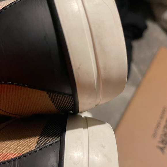 Authentic Burberry sneakers worn twice - Picture 5 of 6